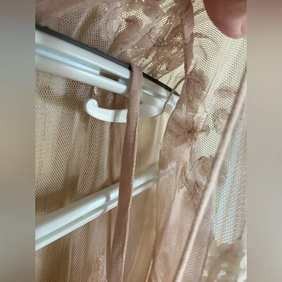 MAC DUGGAL Blush Pink V Neck Flounce Sleeve Embellished Mesh Gown Sz 18 NWT 9144 - Picture 8 of 15